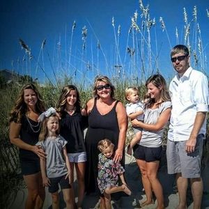 Meet your Posher, Sherry